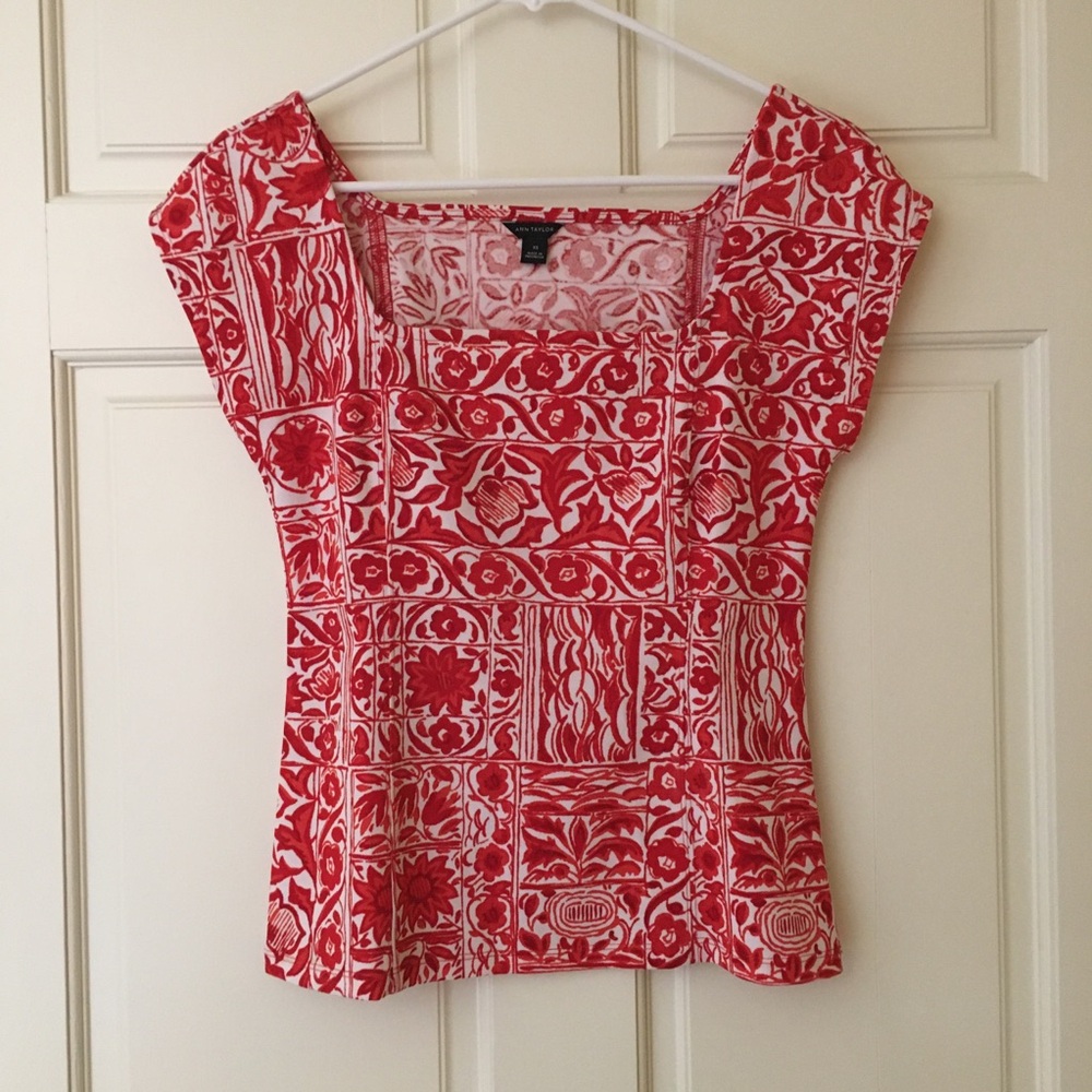Ann Taylor (XS) Women's Top Red White Floral Square-Neck Short Sleeve Sz X-Small